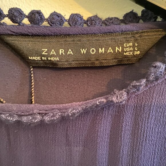 ZARA Navy Blue Sleeveless Dress with Crochet Style Details - Picture 4 of 10